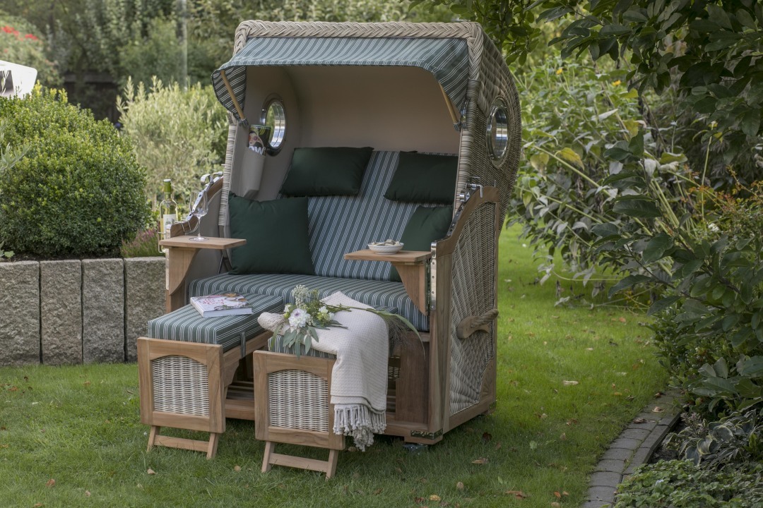 01404_strandkorb_amrum_teak_bullauge_shell_504_milieu