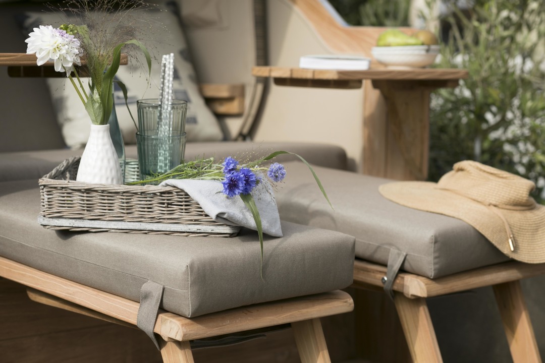 011719_strandkorb_baltikum_teak_bullauge_grey_540_milieu-13dzmgmpvjznb2s