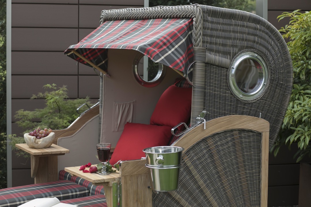 01729_strandkorb_norderney_teak_bullauge_grey_529_milieu-13