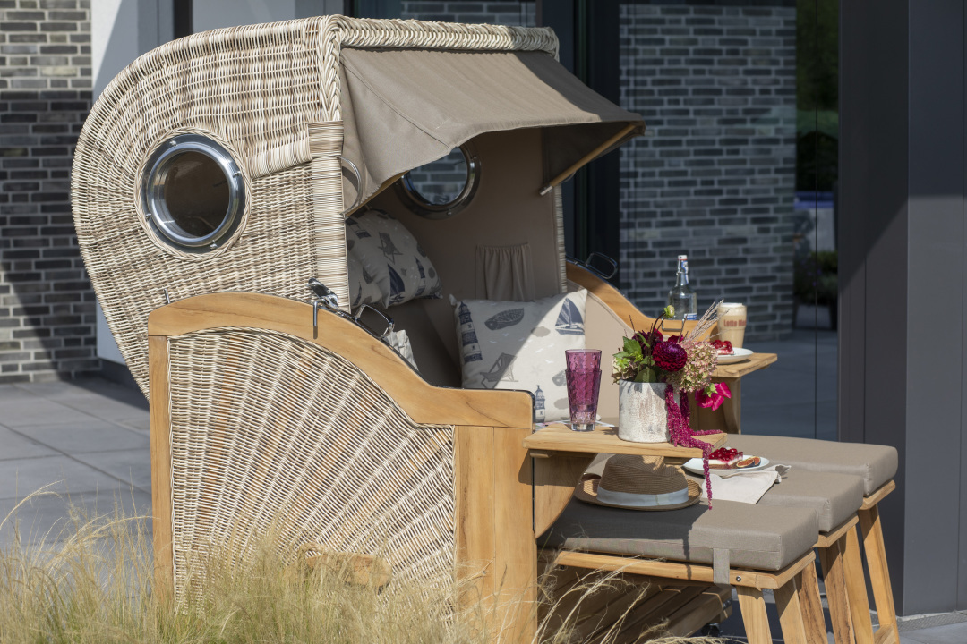 01807_strandkorb_norderney_xxl_teak_bullauge_shell_540_milieu-12